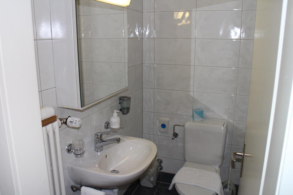 City Hotel Wettingen Zimmer foto